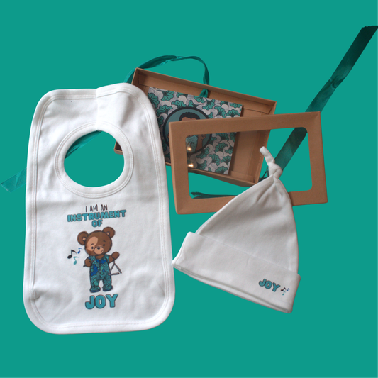 Bib & Hat Gift Set: Instruments collection